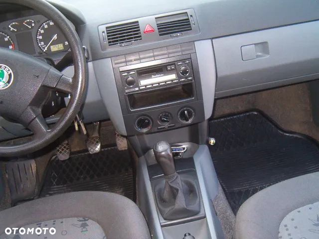Skoda Fabia - 19