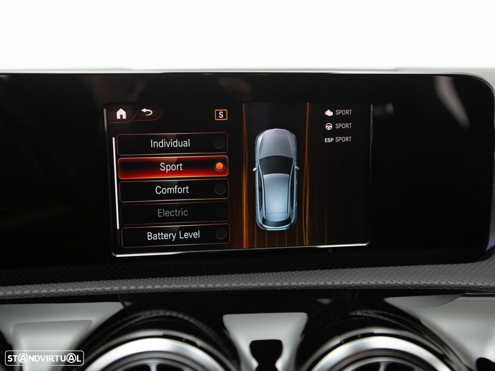 Mercedes-Benz A 250 e 8G-DCT Edition AMG Line - 33