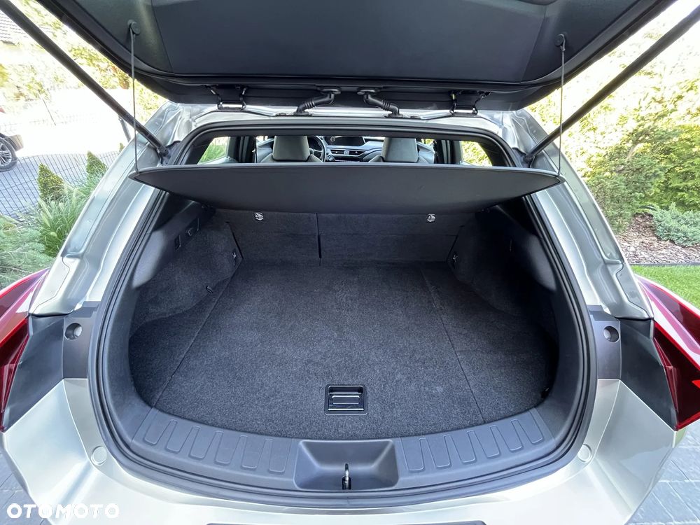 Lexus UX - 17