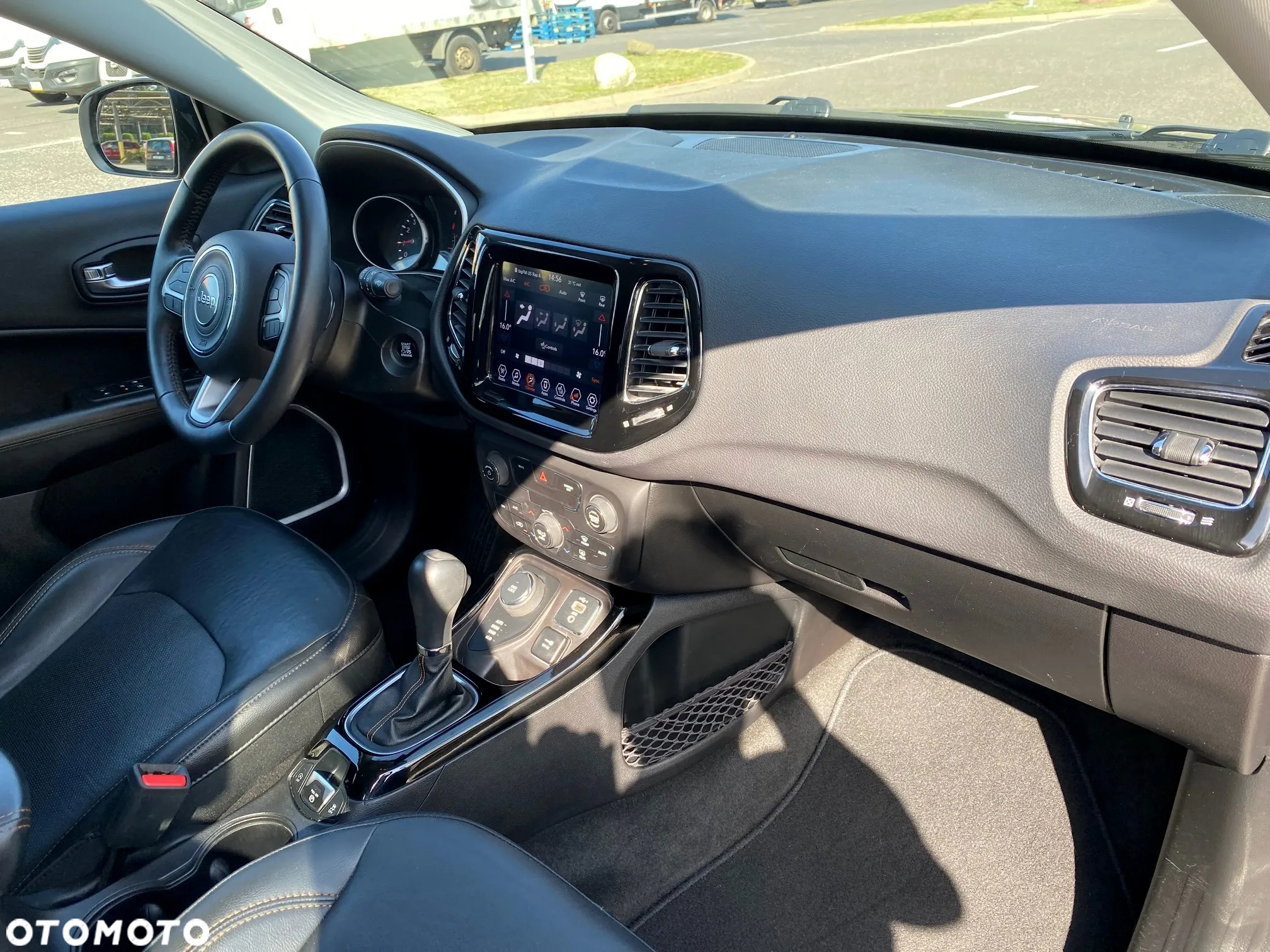 Jeep Compass - 14
