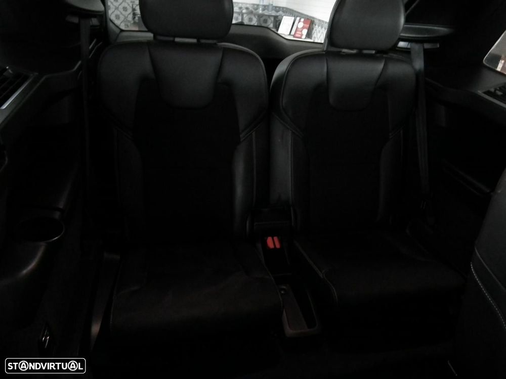 Volvo XC 90 2.0 D4 R-Design - 18