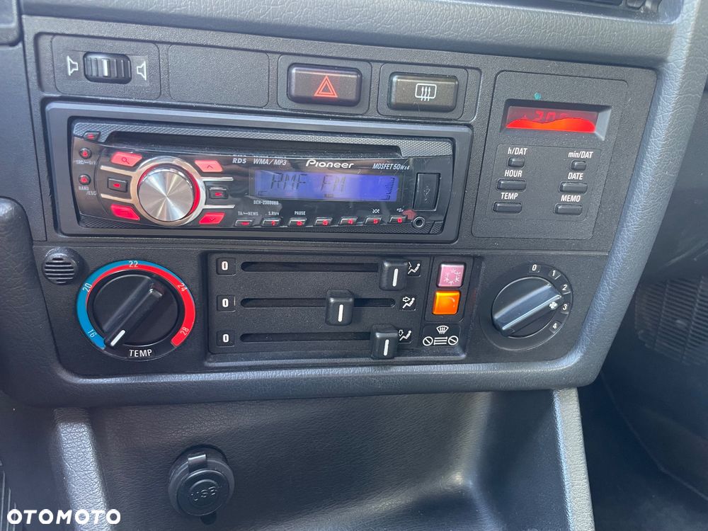 BMW Seria 3 - 18