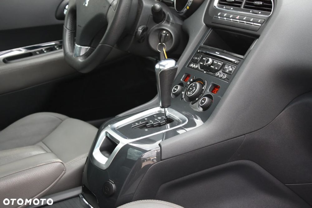 Peugeot 5008 155 THP Automatik Allure - 31