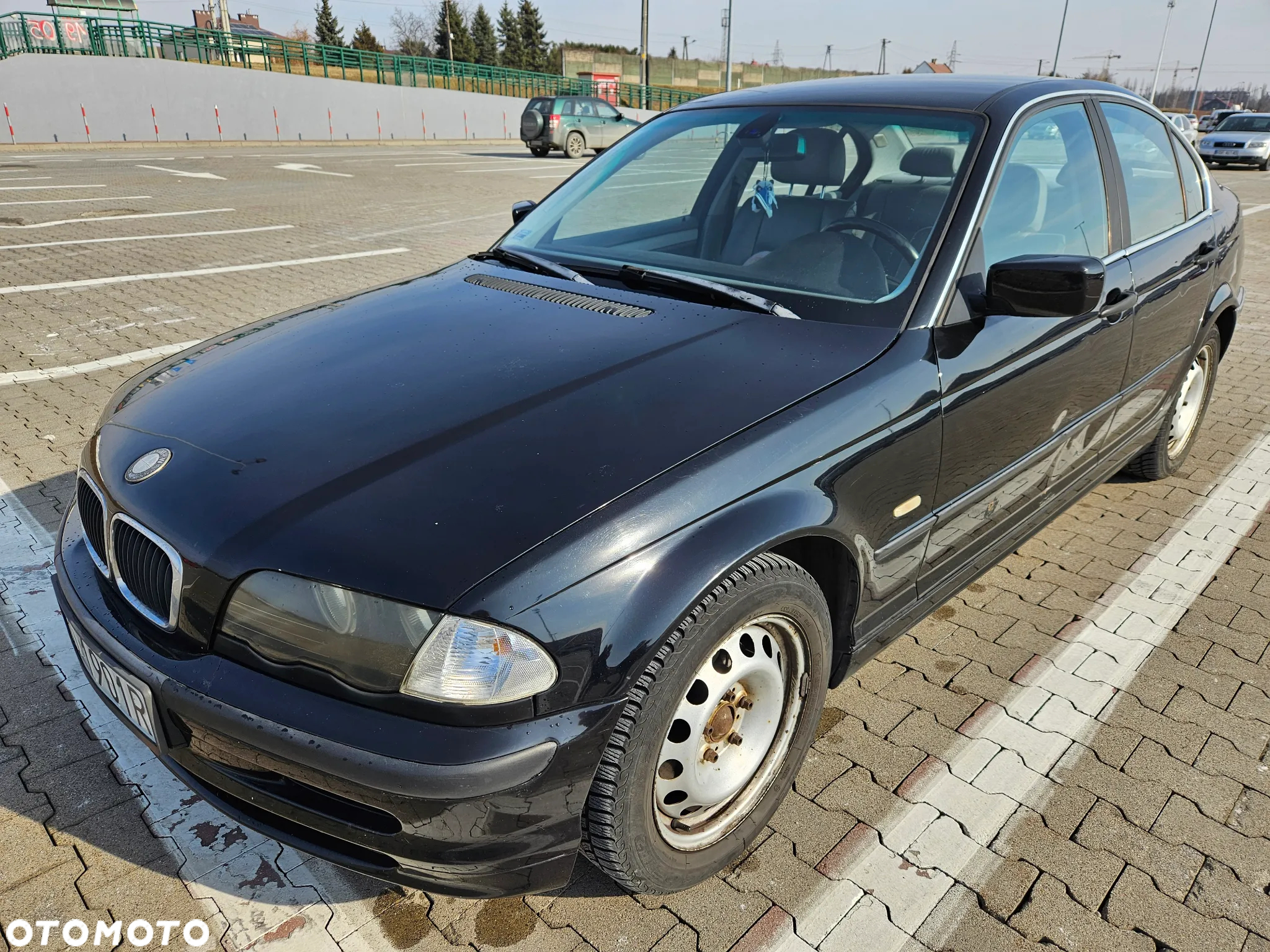 BMW Seria 3 318i - 19