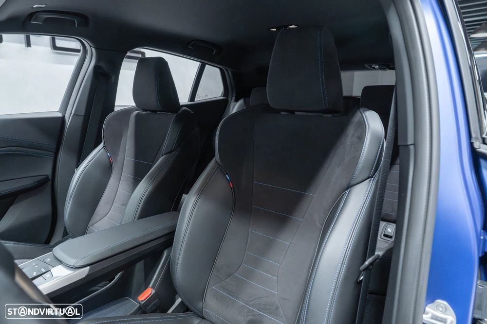BMW iX2 eDrive20 Pack Desportivo M Pro - 25