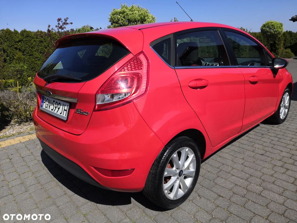 Ford Fiesta 1.25 Ghia - 7