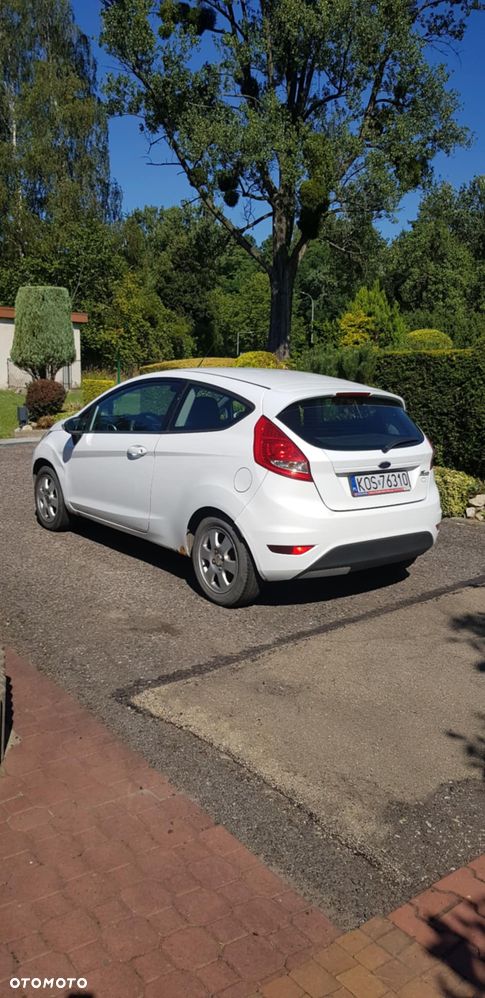 Ford Fiesta 1.4 TDCi Ambiente - 4