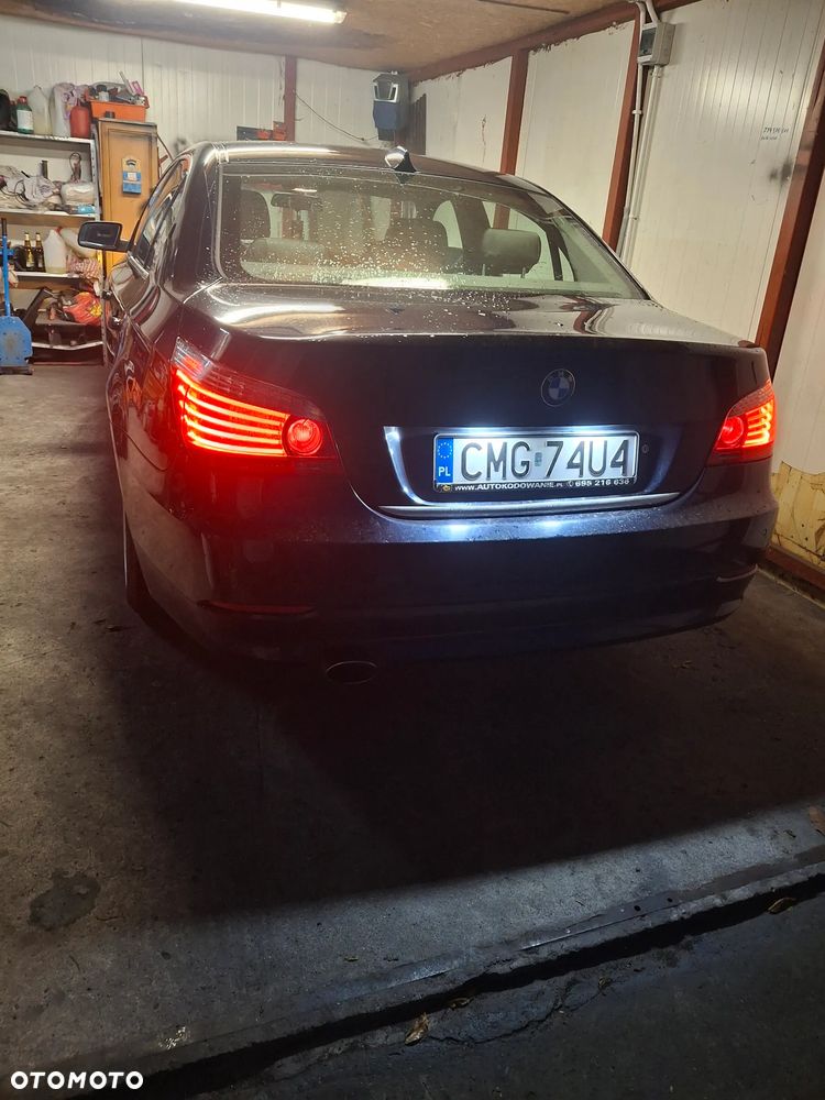 BMW Seria 5 520d - 3