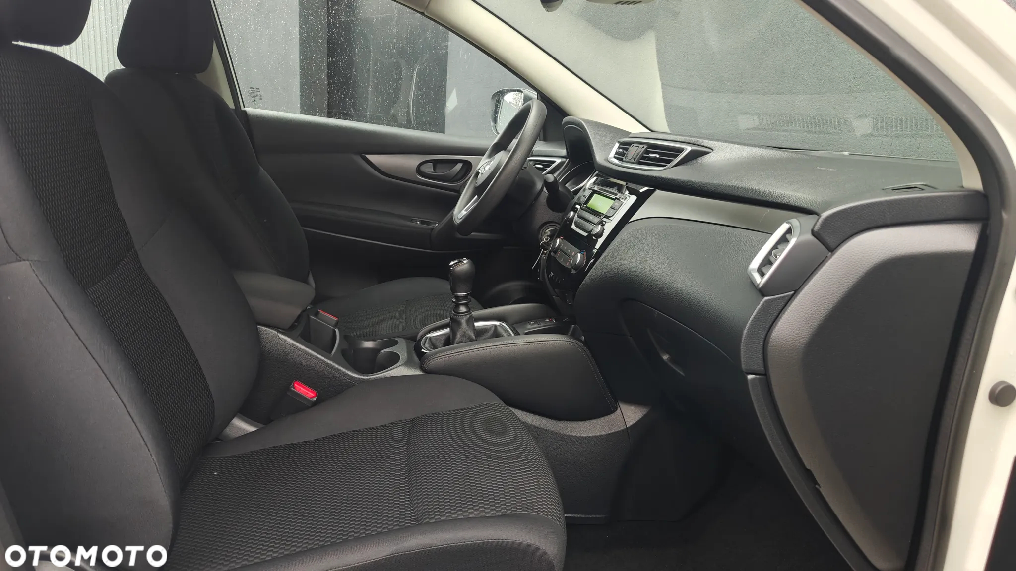 Nissan Qashqai 1.2 DIG-T Acenta EU6 - 37