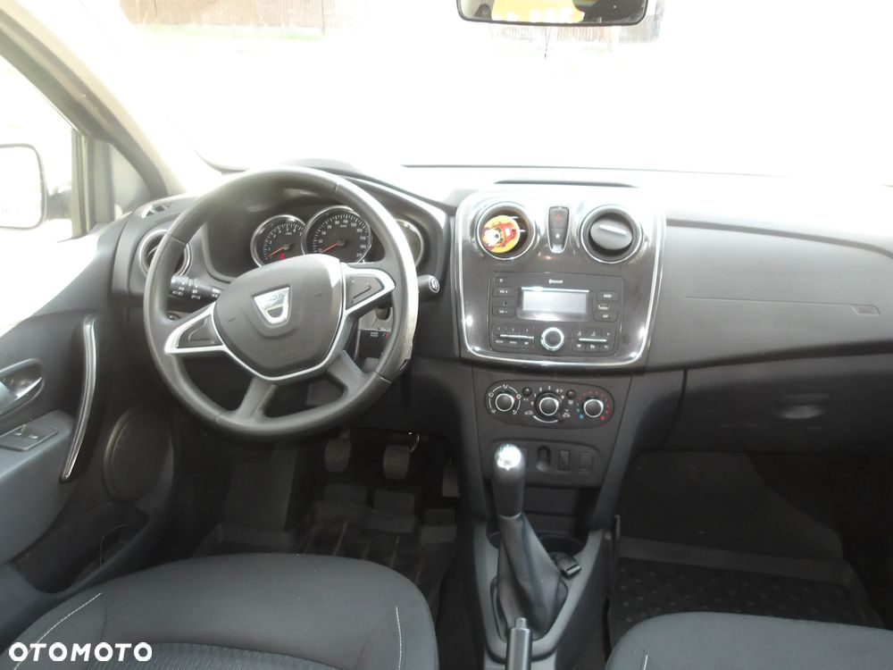 Dacia Sandero SCe 75 Essentiel - 11