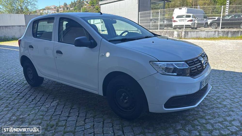 Dacia Sandero SCe 75 Essential - 3