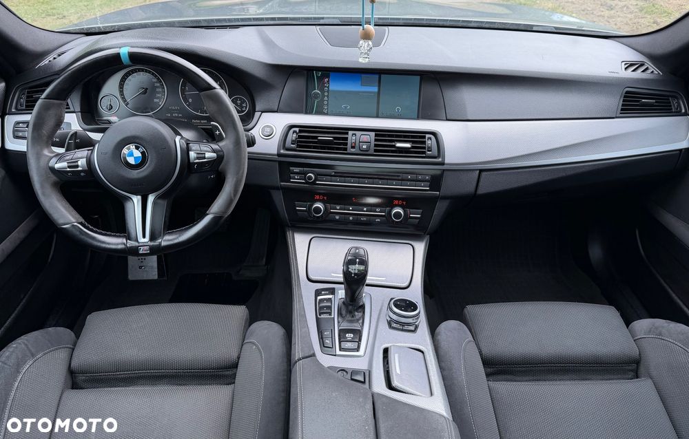 BMW Seria 5 - 12