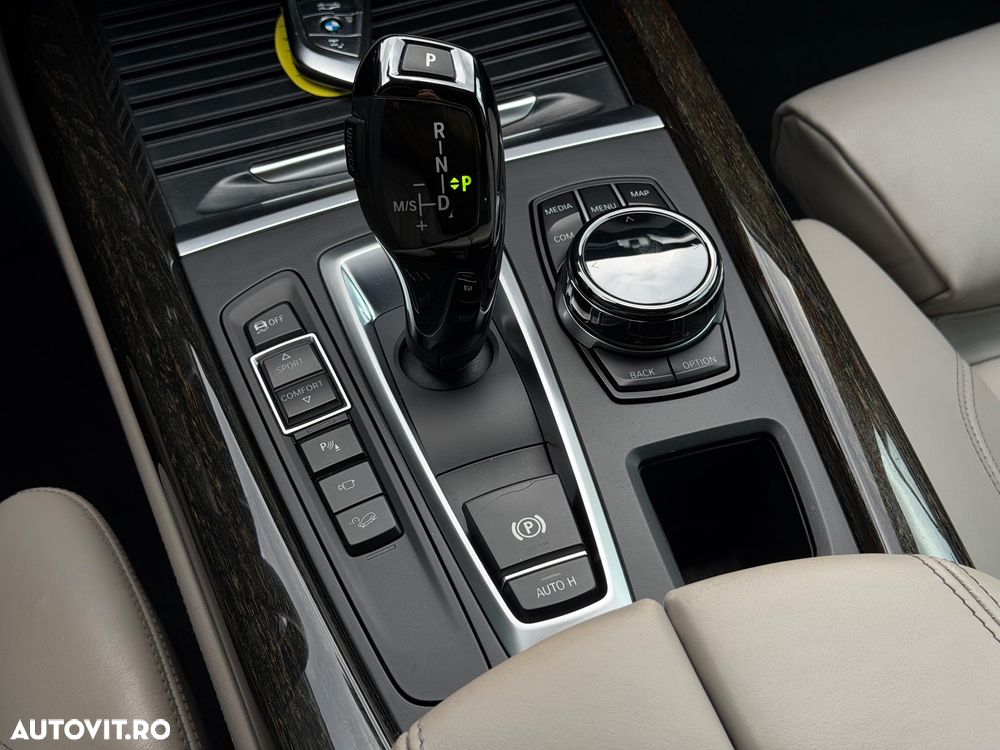 BMW X5 xDrive30d Sport-Aut. - 6