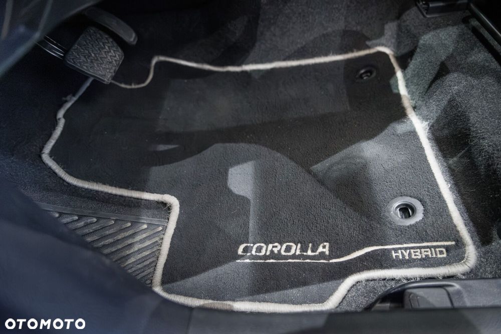 Toyota Corolla 1.8 Hybrid Comfort - 37