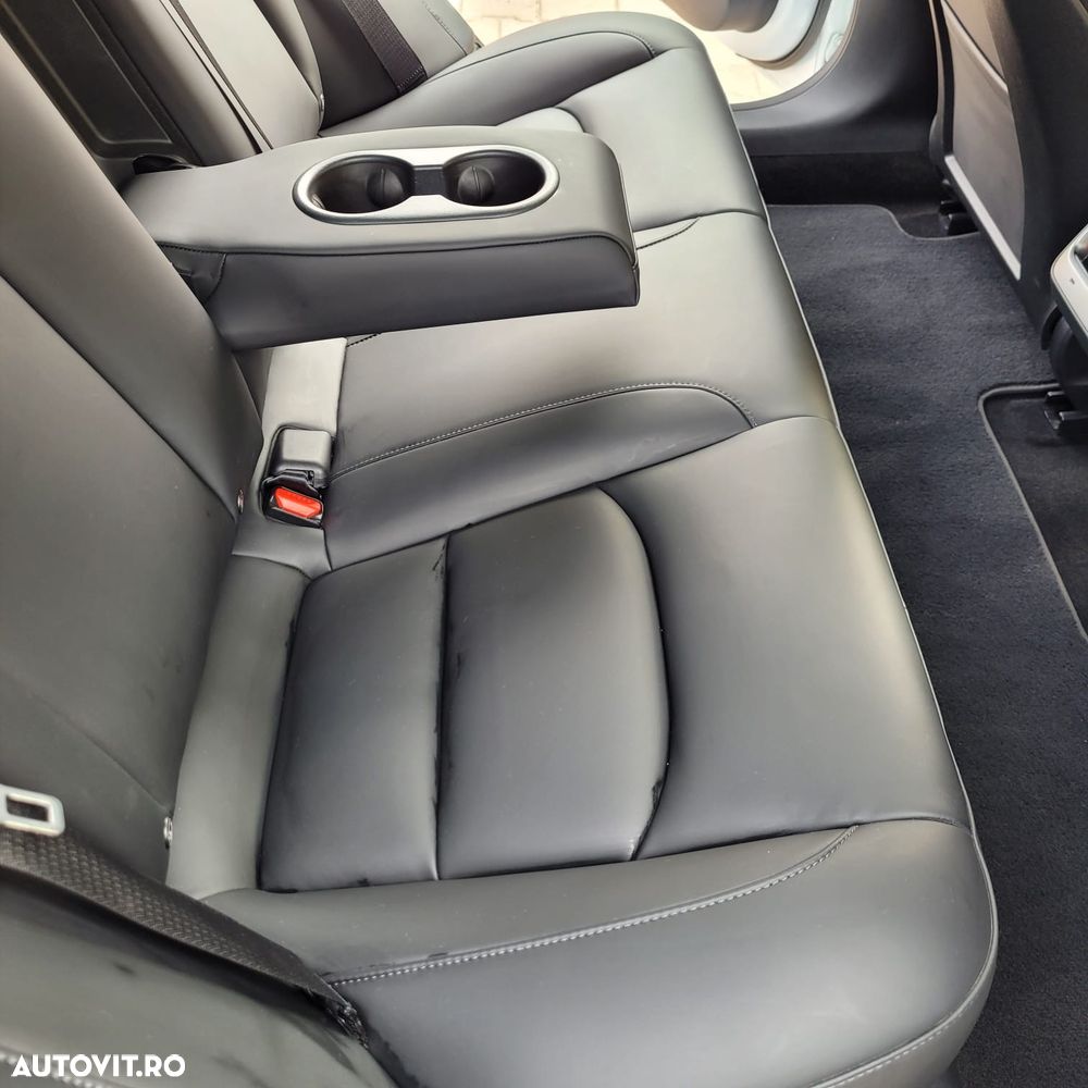 Tesla Model 3 Standard - 16