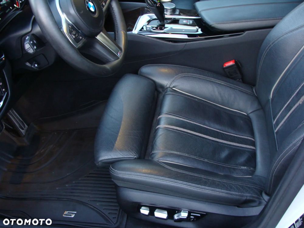 BMW Seria 5 520d xDrive M Sport sport - 7