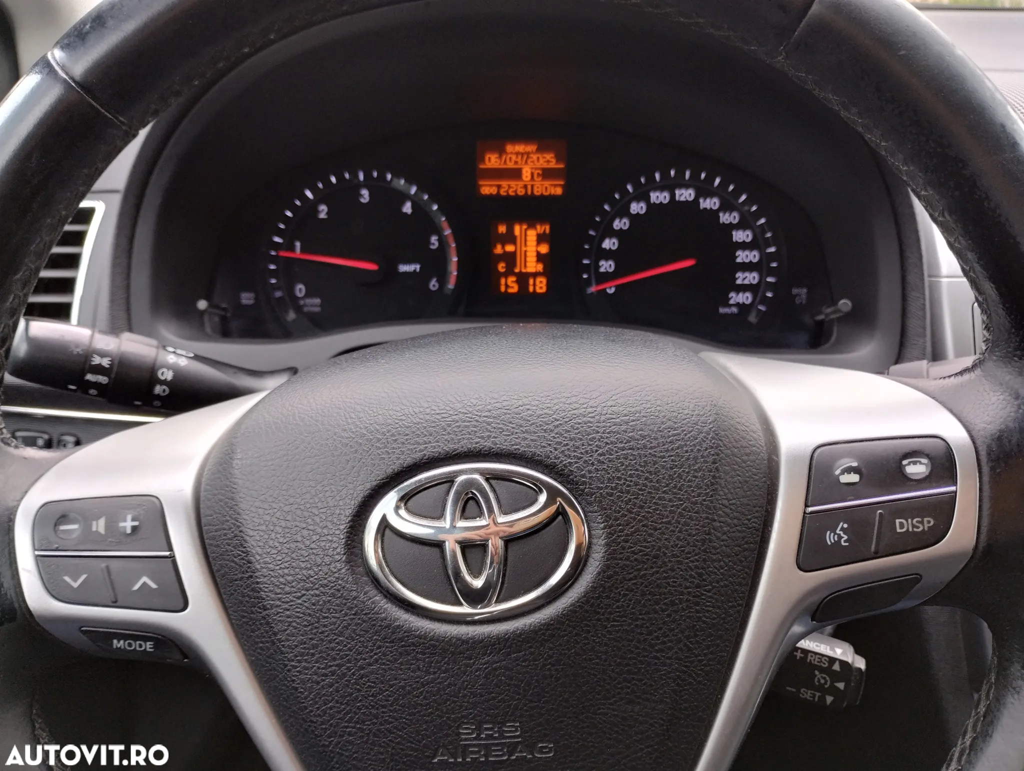 Toyota Avensis 2.0 D-4D Elegance - 9