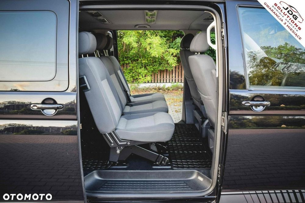 Volkswagen Caravelle - 27