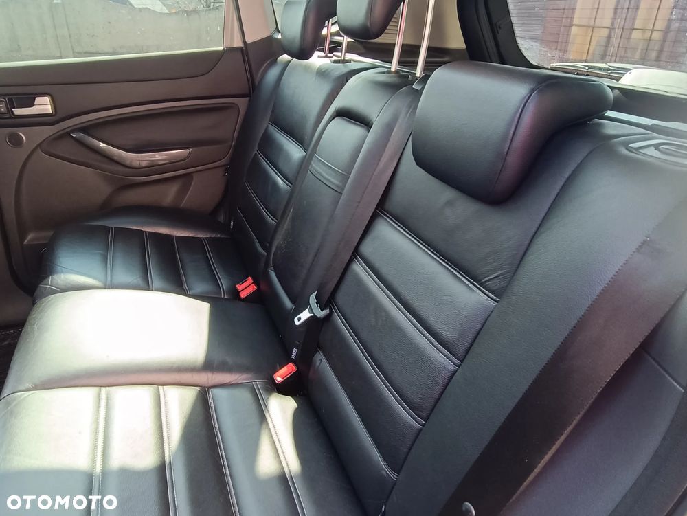 Ford Kuga 2.0 TDCi Titanium - 9