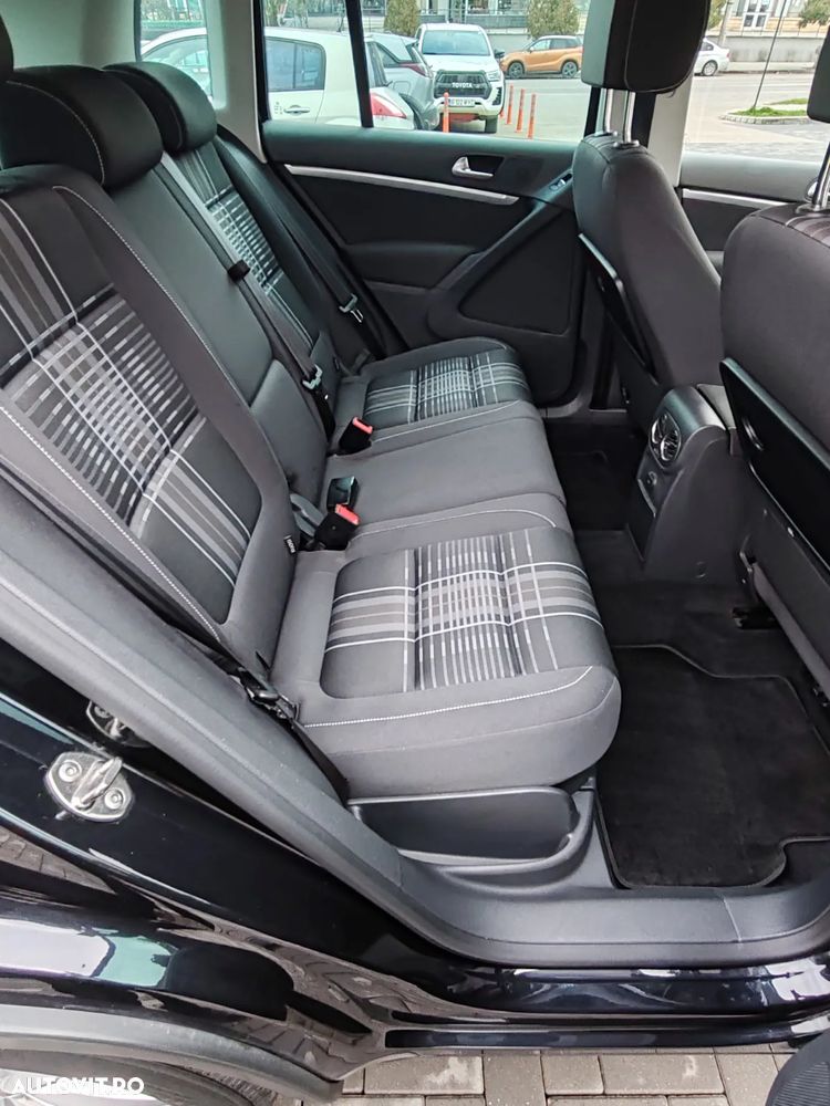 Volkswagen Tiguan 2.0 TDI SCR 4MOTION BlueMotion Technology DSG Lounge Sport & Style - 15