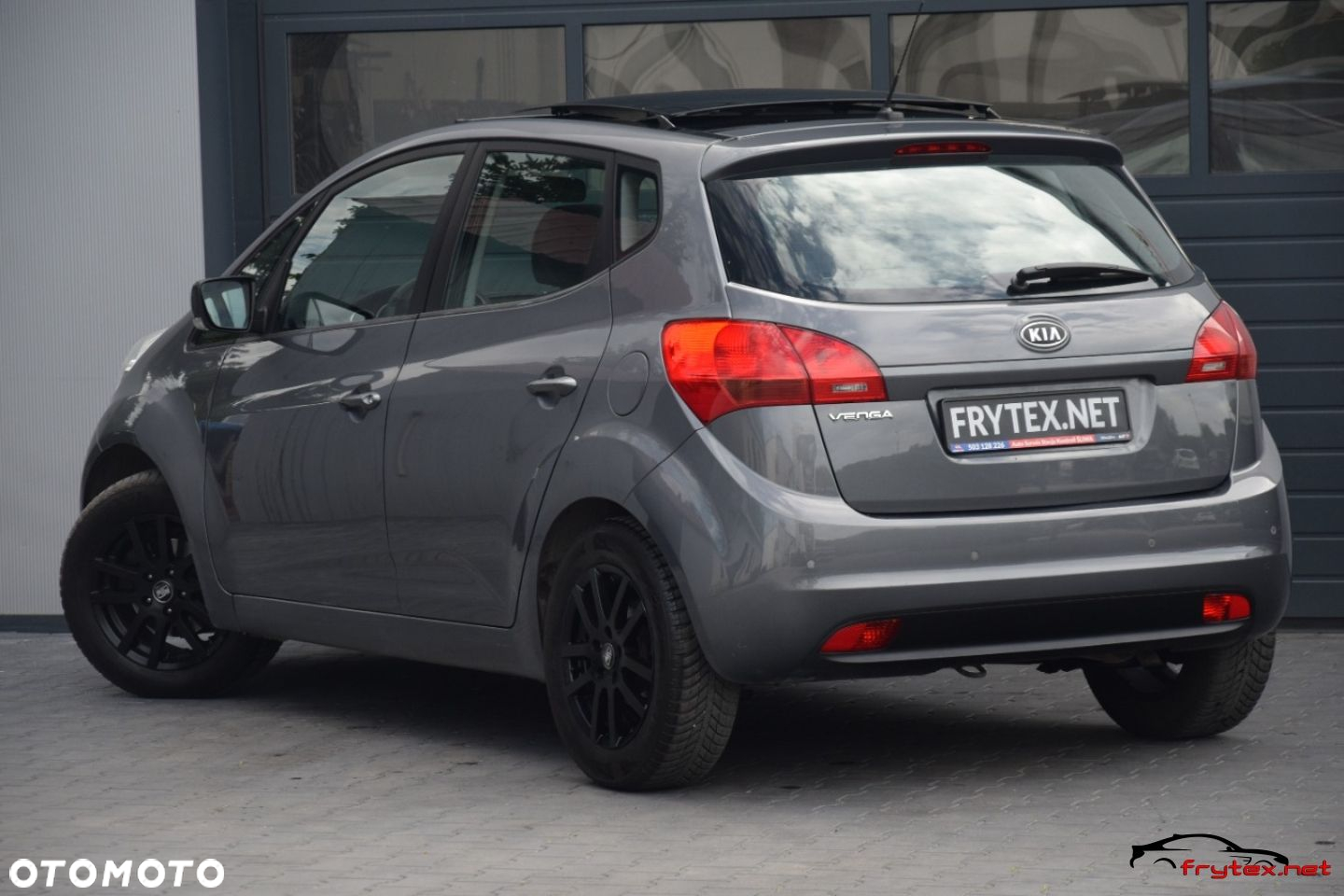 Kia Venga - 15