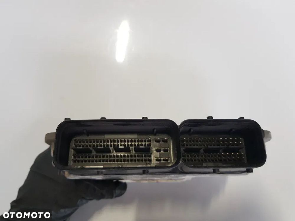 Sterownik Komputer silnika Saab 93 lift 1.9 tid 0281016153 - 3