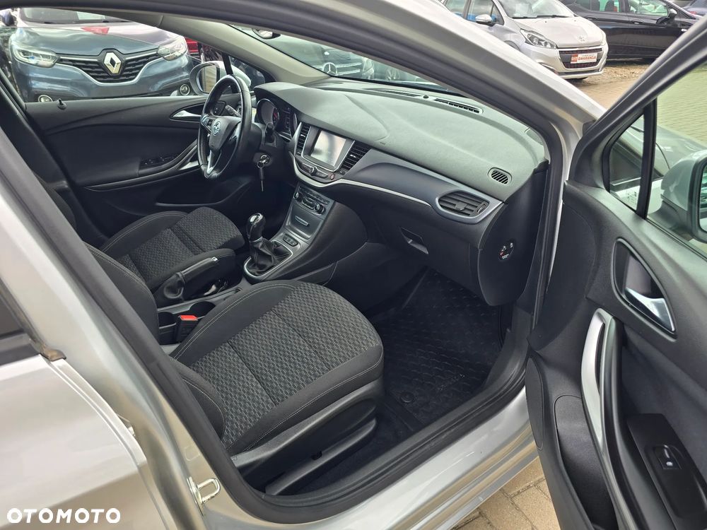 Opel Astra - 11