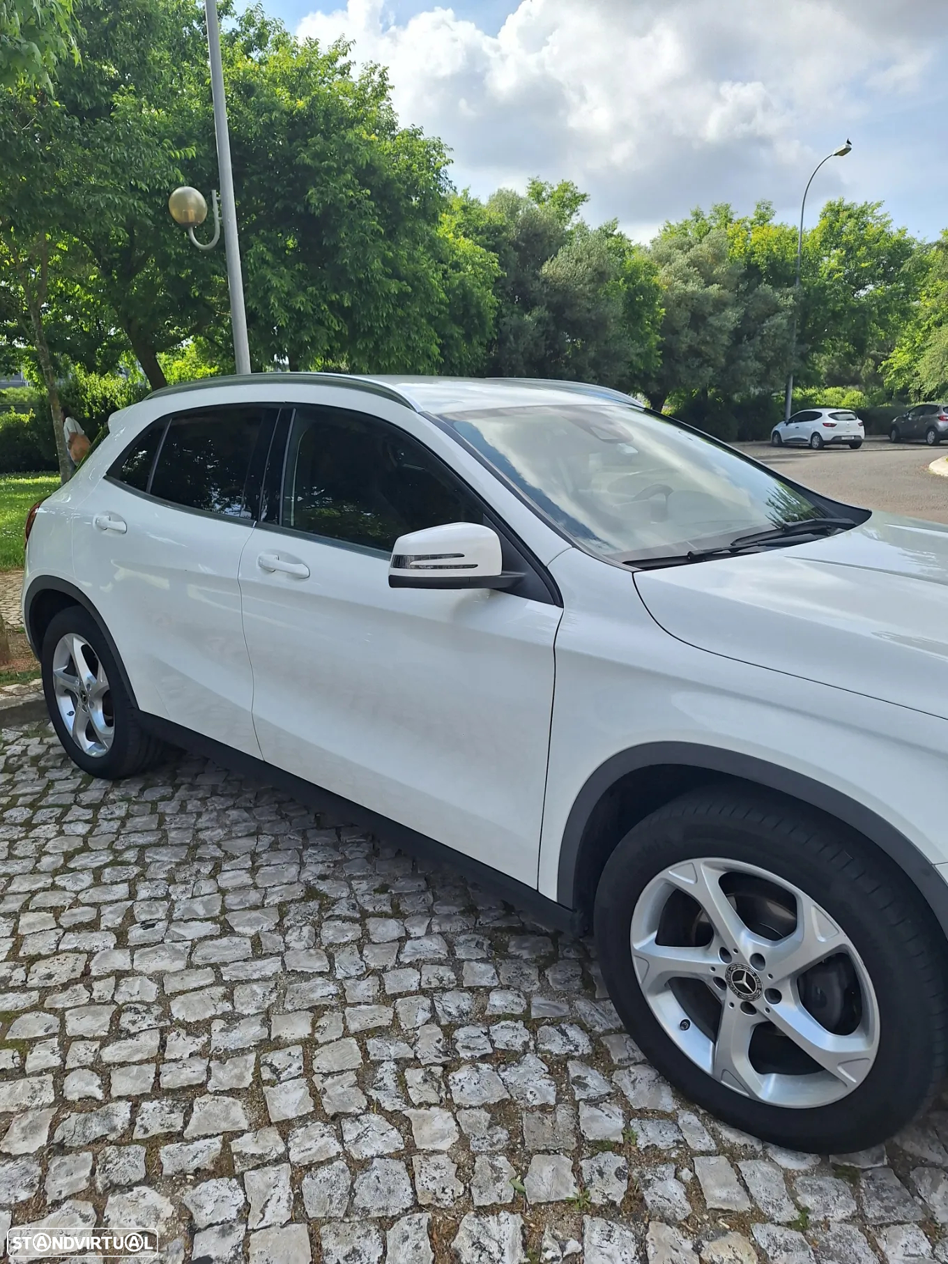 Mercedes-Benz GLA 180 d Urban - 5