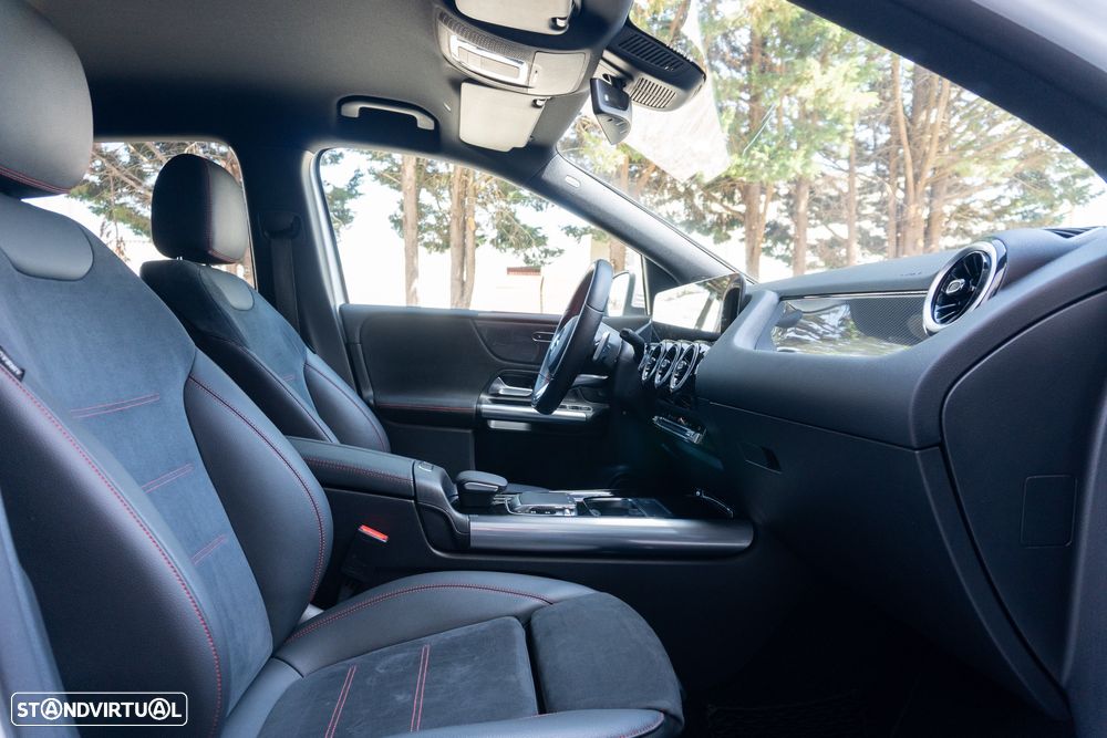 Mercedes-Benz B 180 7G-DCT AMG Line - 28
