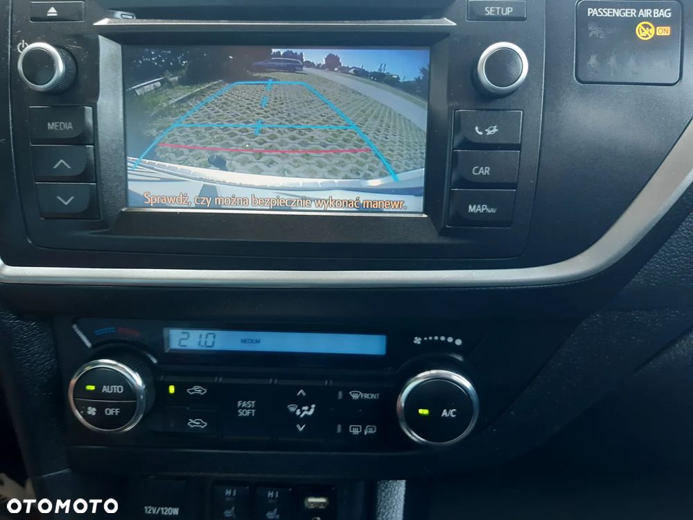 Toyota Auris 1.6 Valvematic Multidrive S Edition - 4