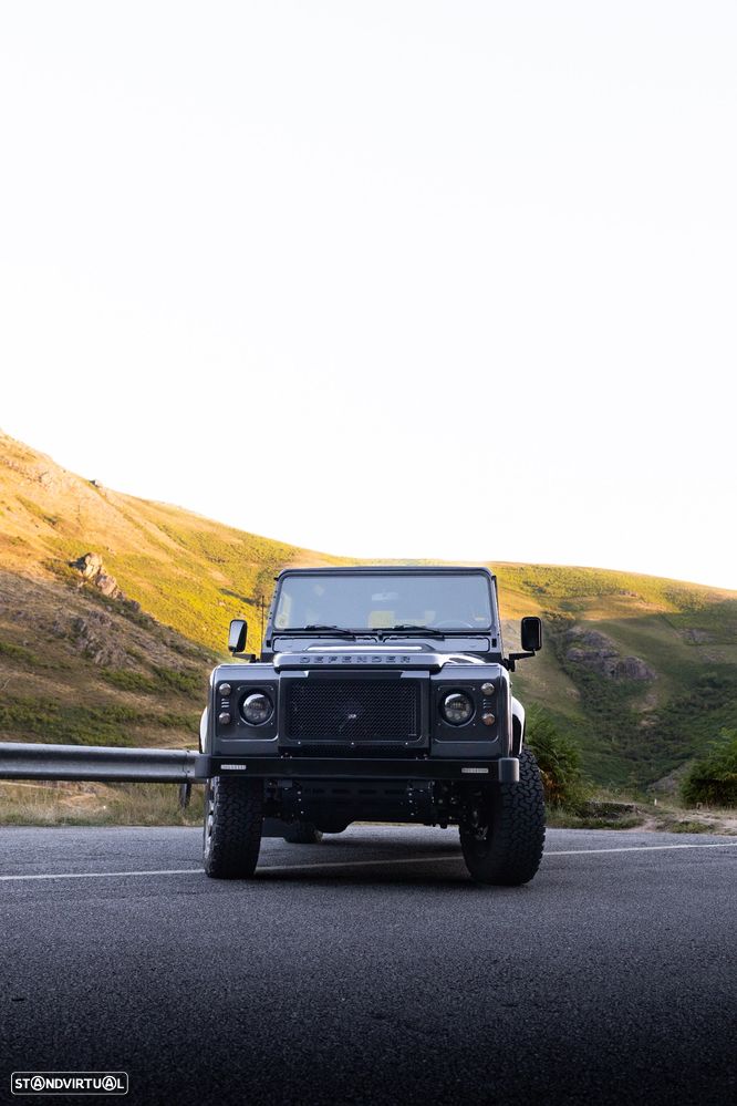 Land Rover Defender 90 2.5 TDi Metal Top - 4