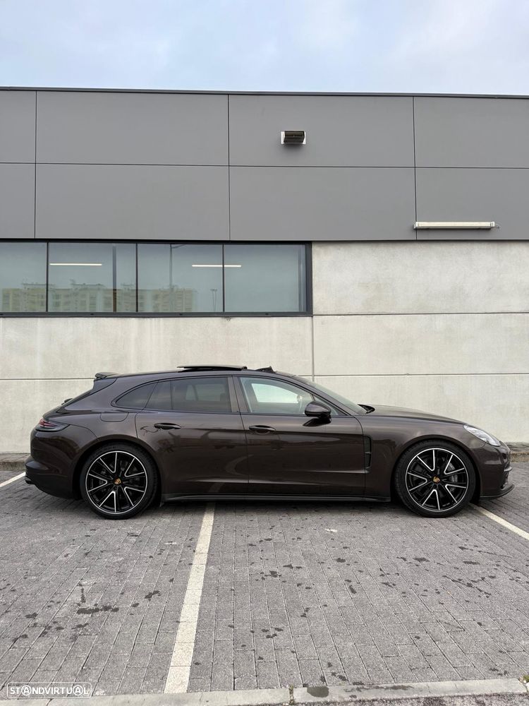 Porsche Panamera Sport Turismo 4 E-Hybrid - 4