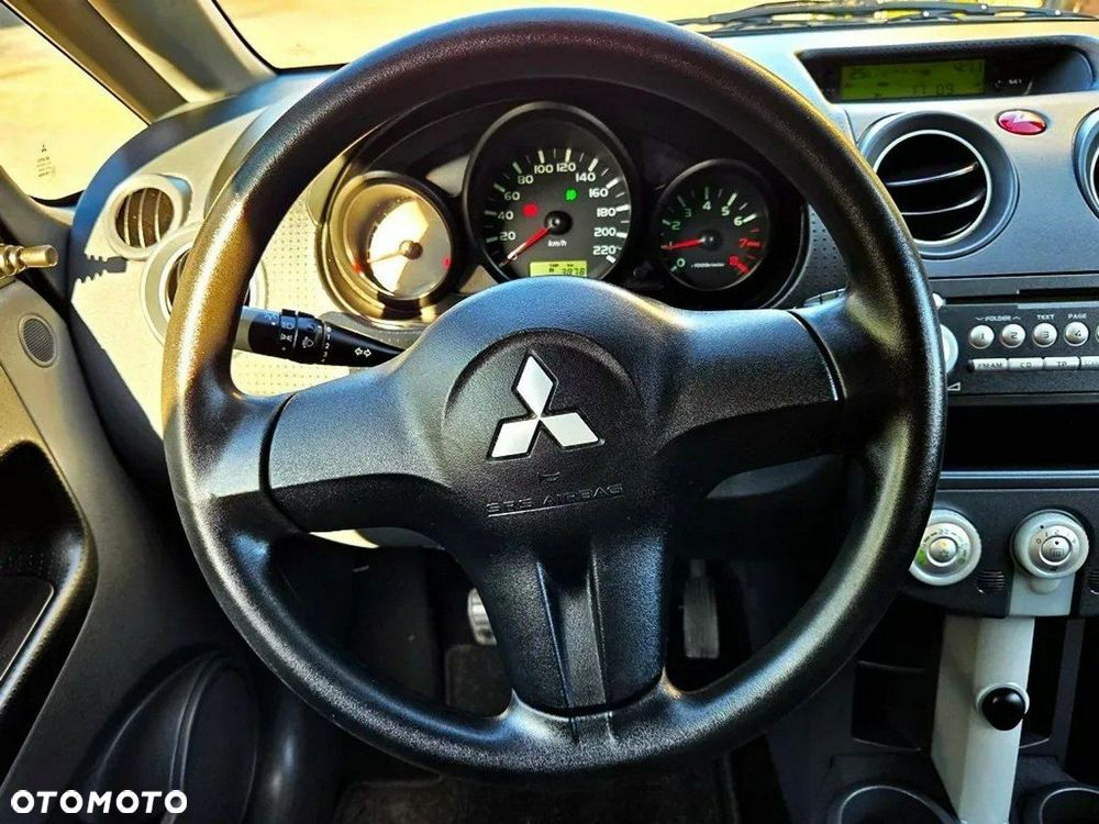 Mitsubishi Colt 1.1 - 13
