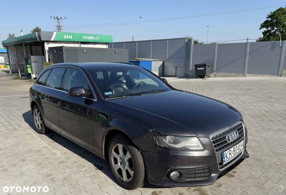 Audi A4 Avant - 13