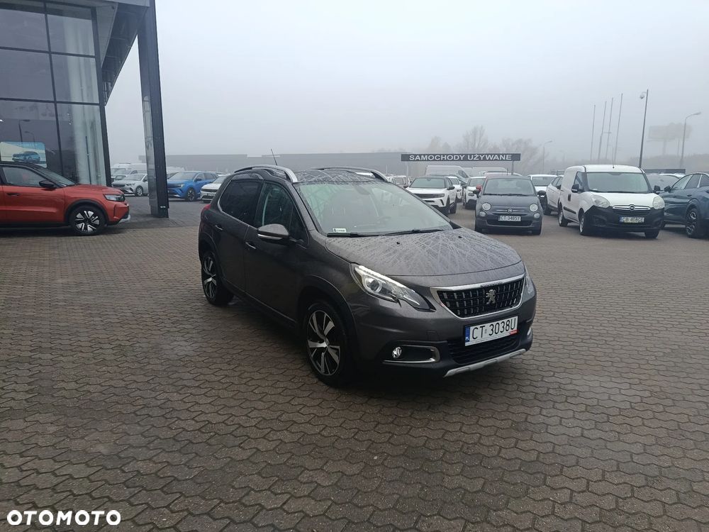 Peugeot 2008 1.2 Pure Tech GPF Allure S&S - 2