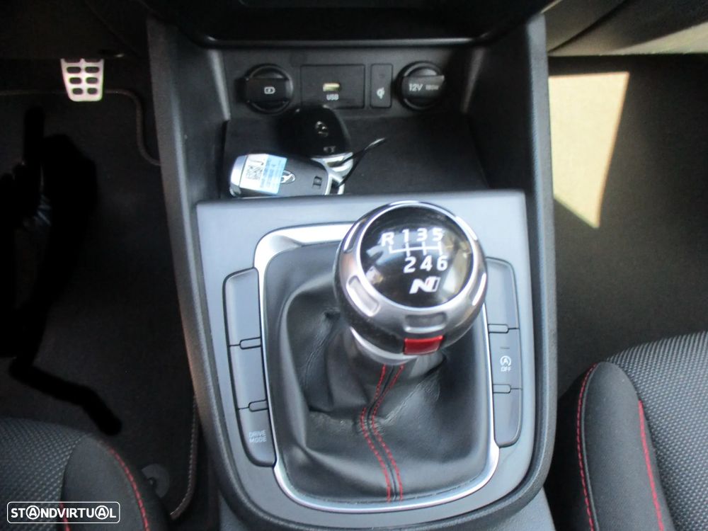 Hyundai Kauai 1.6 CRDi N-Line - 30
