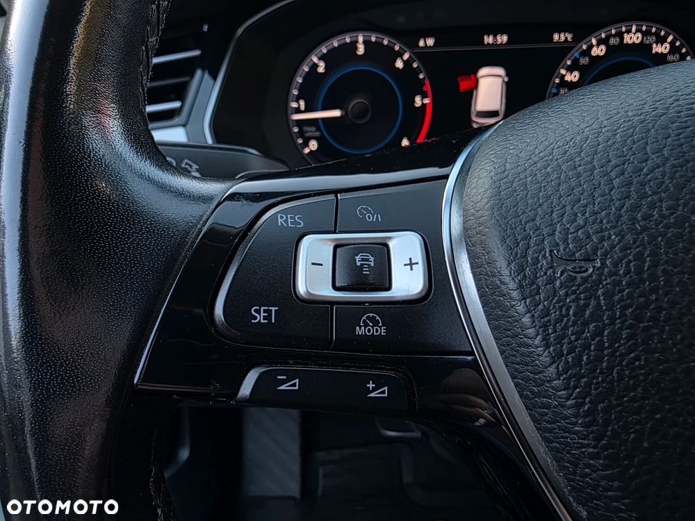 Volkswagen Passat 2.0 TDI BMT Comfortline DSG - 25