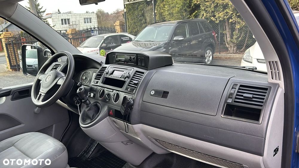 Volkswagen Transporter T5 - 15