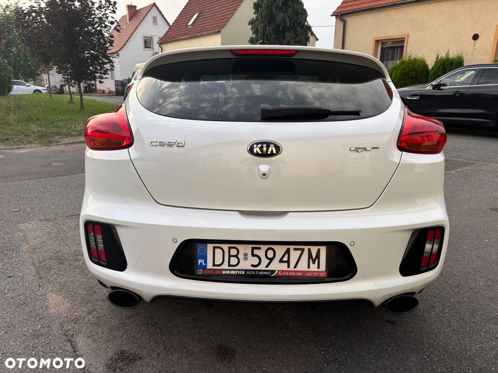 Kia Ceed 1.6 T-GDI GT-Challenge - 6