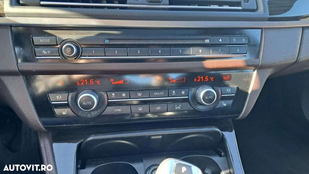 BMW Seria 5 520d AT - 20