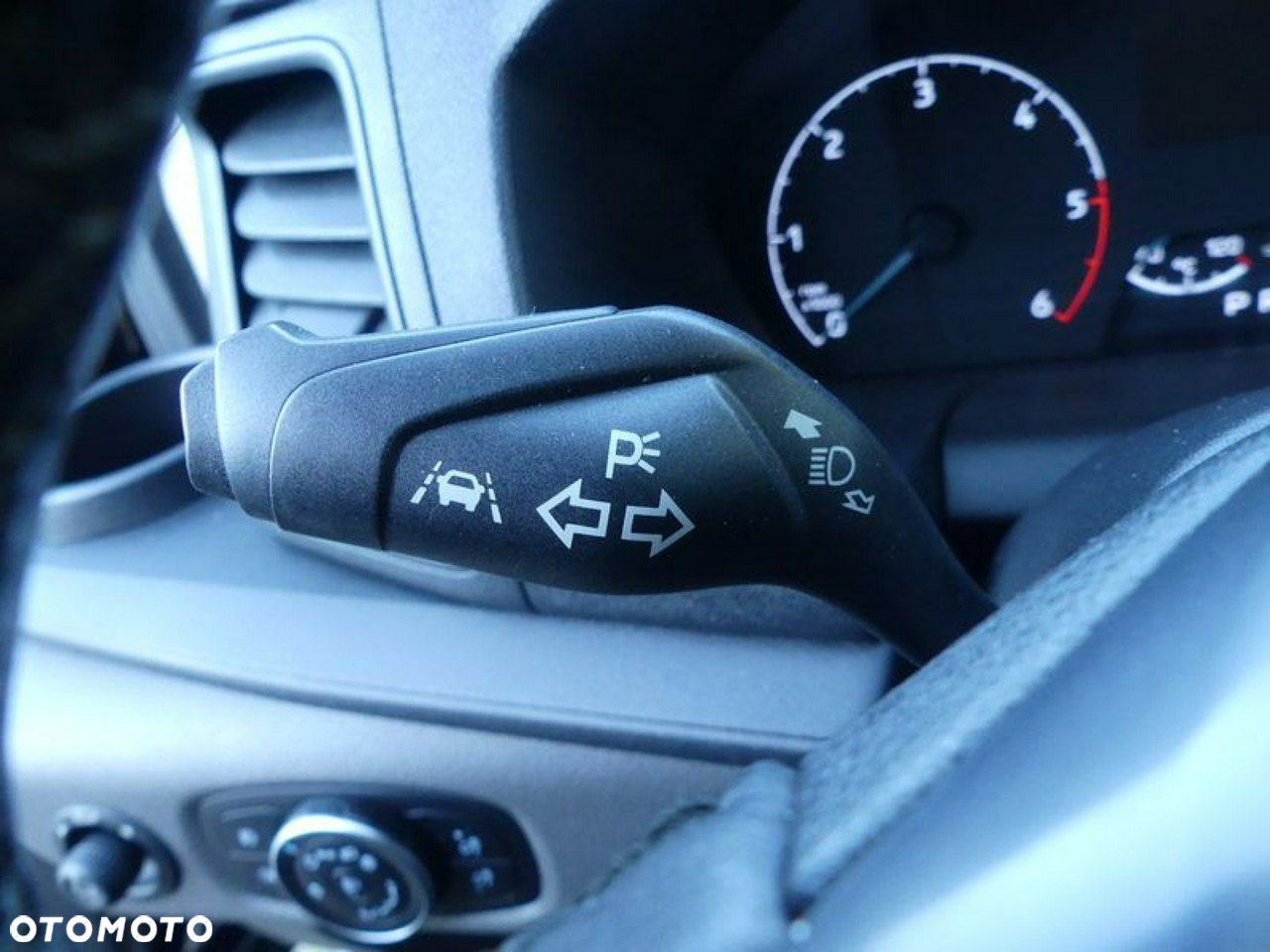 Ford Transit - 10