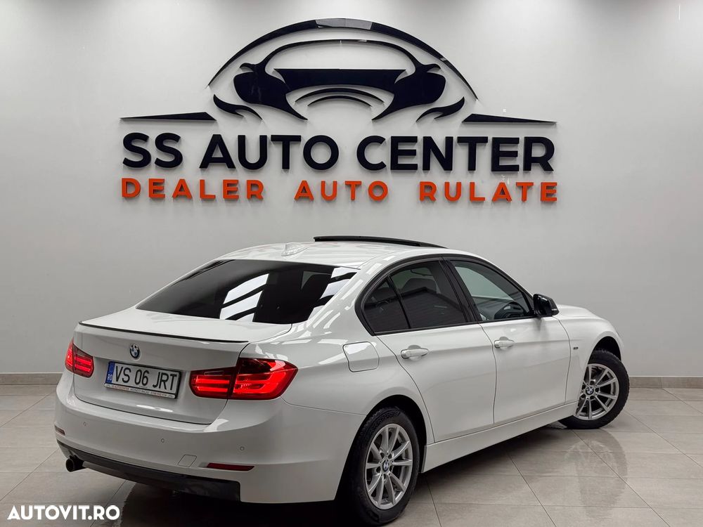 BMW Seria 3 320d Sport Line - 4