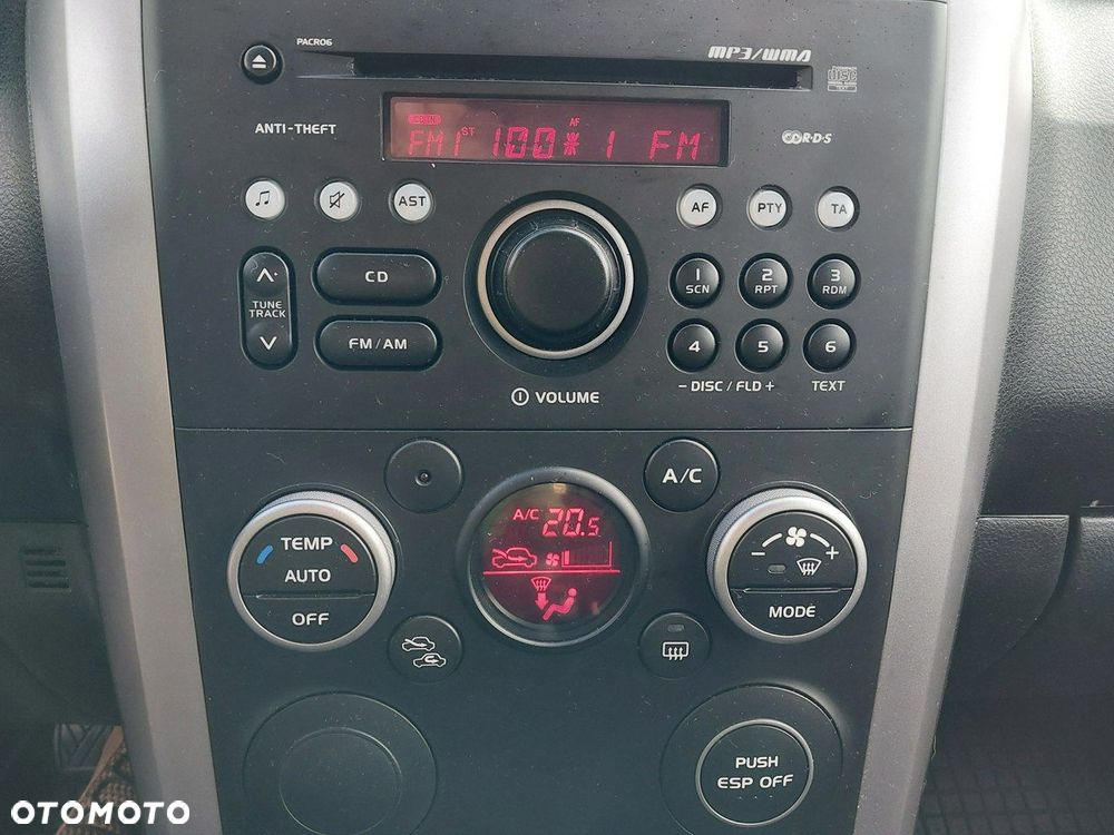 Suzuki Grand Vitara 1.6 Comfort - 21