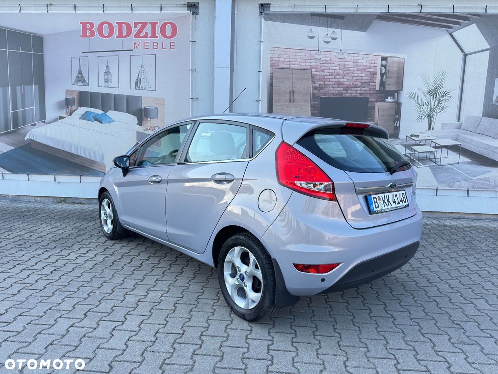 Ford Fiesta - 4