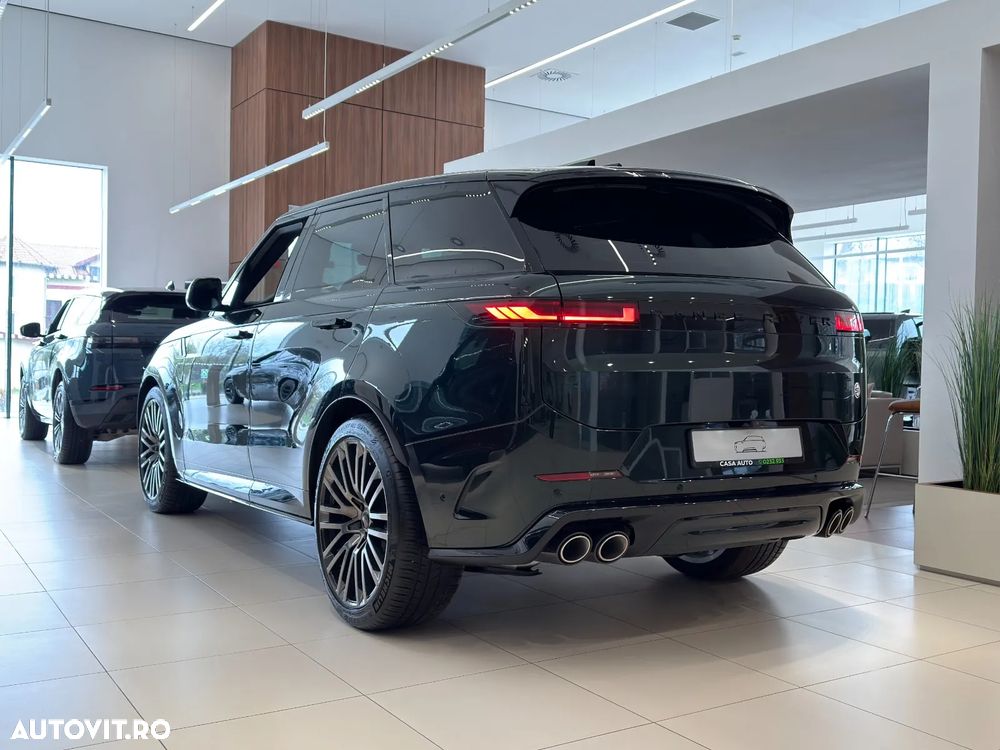 Land Rover Range Rover Sport 4.4 V8 P635 MHEV SV Carbon - 3