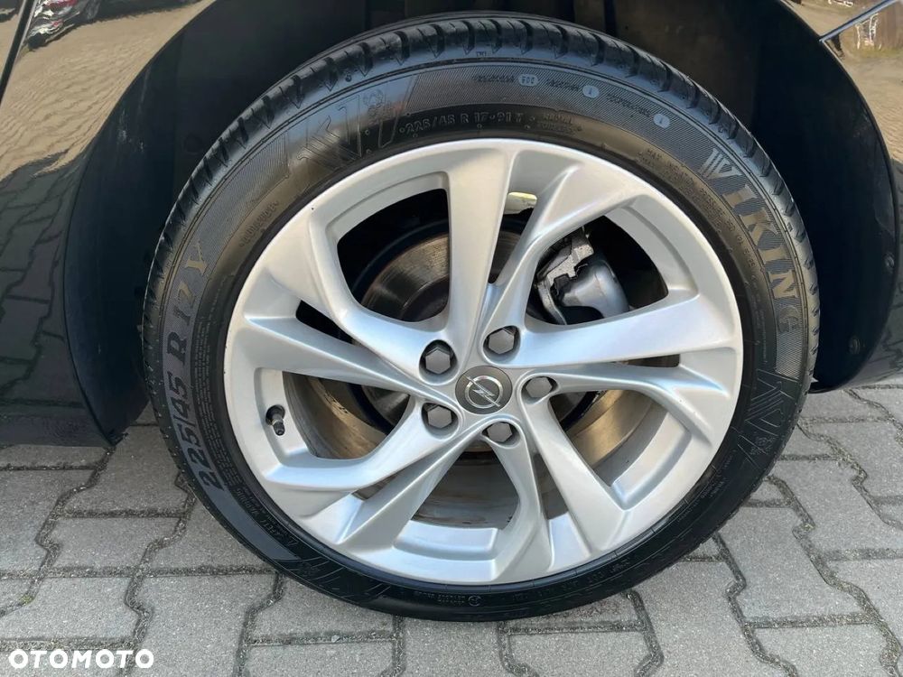 Opel Astra 1.4 Turbo Start/Stop Dynamic - 9