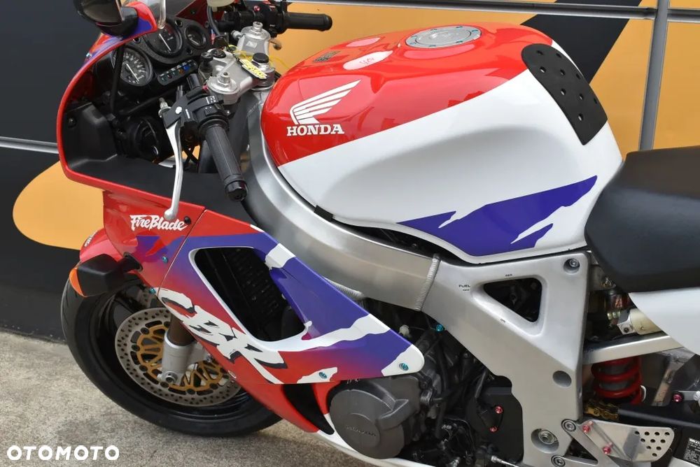 Honda CBR - 14