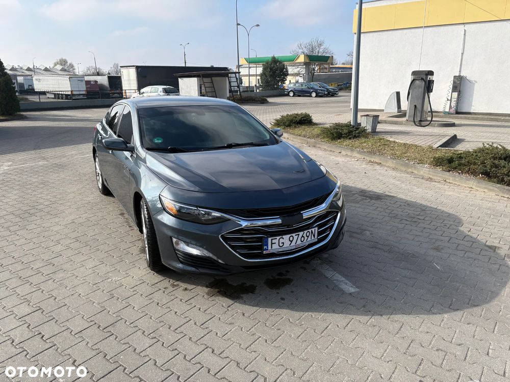 Chevrolet Malibu - 2