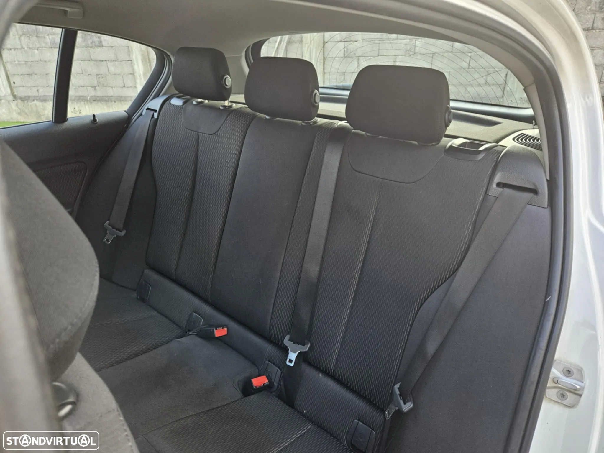 BMW 116 d EDynamics Advantage - 23