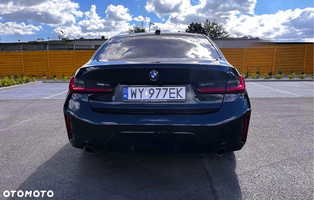 BMW Seria 3 318i M Sport - 6